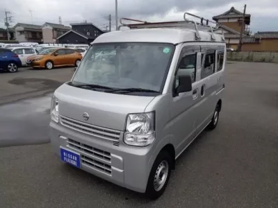 Nissan CLIPPER VAN