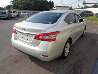 Nissan SYLPHY
