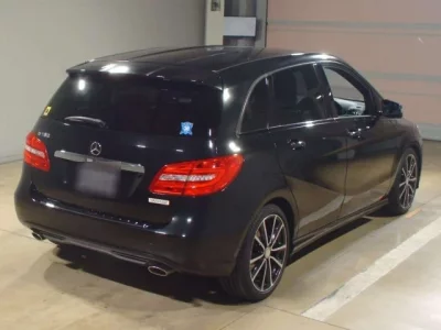 Mercedes-Benz B CLASS
