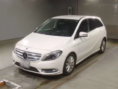 Mercedes-Benz B CLASS
