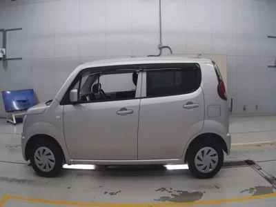 Suzuki MRWAGON