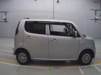 Suzuki MRWAGON