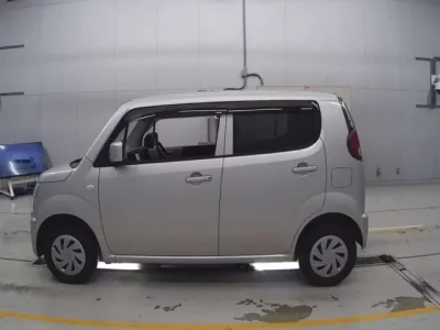 Suzuki MRWAGON