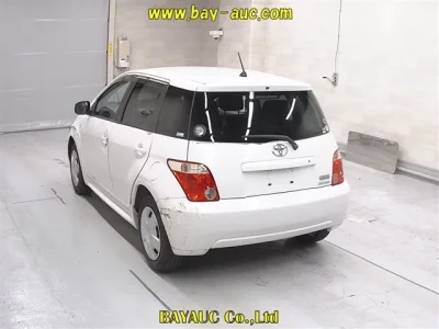 Toyota IST