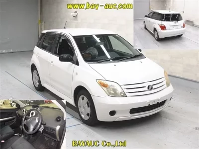 Toyota IST