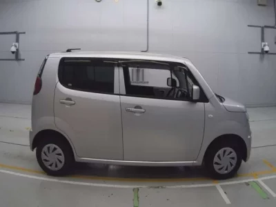 Suzuki MRWAGON