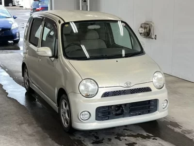 Daihatsu MOVE LATTE