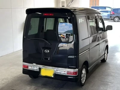 Daihatsu Atrai Wagon