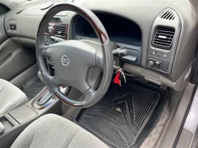Nissan CEFIRO