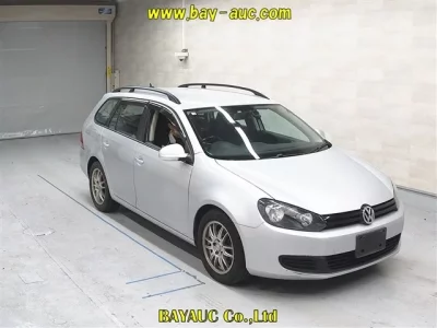 Volkswagen GOLF VARIANT