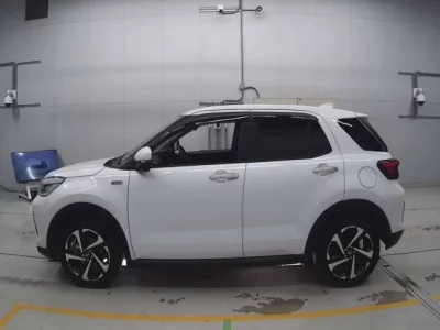 Daihatsu ROCKY