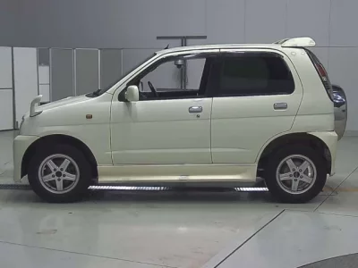 Daihatsu TERIOS KID