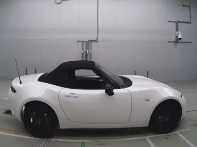 Mazda ROADSTER