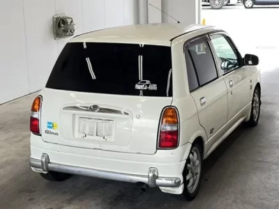 Daihatsu MIRA