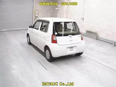 Daihatsu Esse