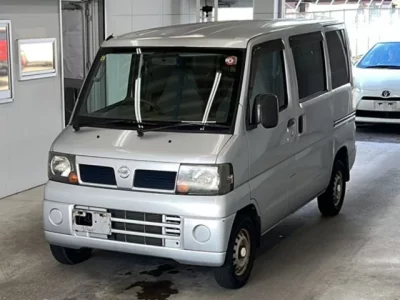 Nissan CLIPPER VAN