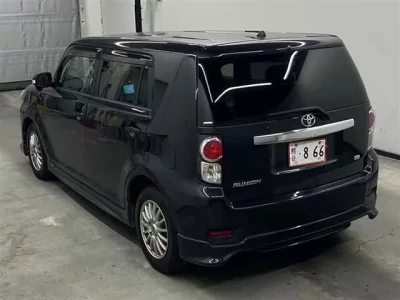Toyota COROLLA RUMION