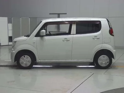 Suzuki MRWAGON