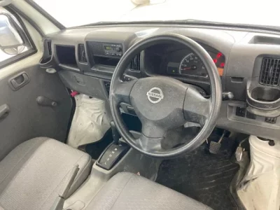 Nissan CLIPPER TRUCK