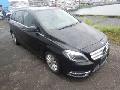 Mercedes-Benz B CLASS