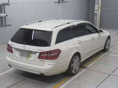 Mercedes-Benz E CLASS WAGON