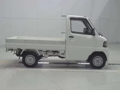 Nissan CLIPPER TRUCK