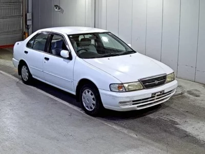 Nissan SUNNY