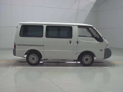 Mazda BONGO VAN