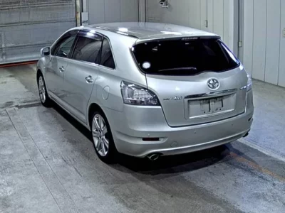 Toyota MARK X ZIO