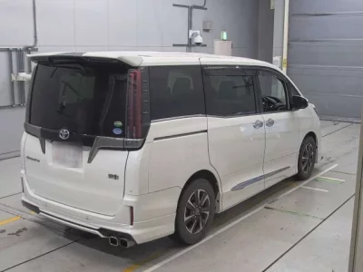 Toyota ESQUIRE