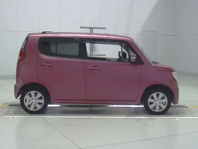 Suzuki MRWAGON