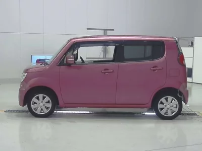Suzuki MRWAGON