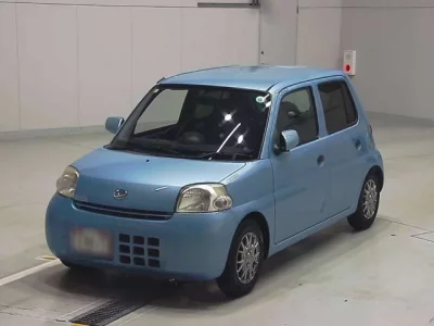 Daihatsu Esse