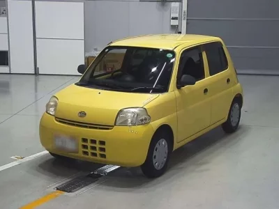 Daihatsu Esse