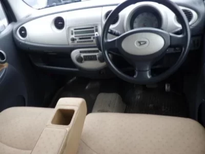 Daihatsu MOVE LATTE