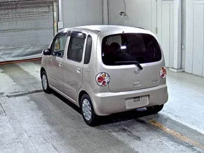Daihatsu MOVE LATTE