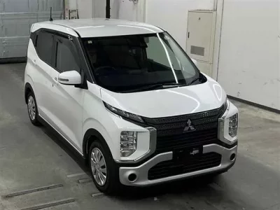 Mitsubishi EK X