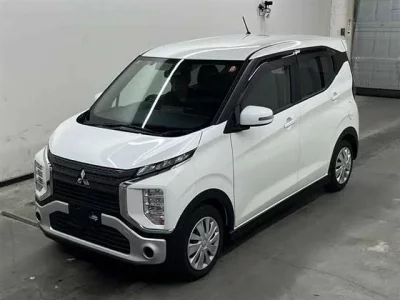 Mitsubishi EK X