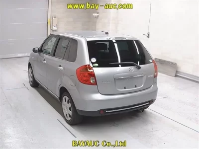 Mazda VERISA