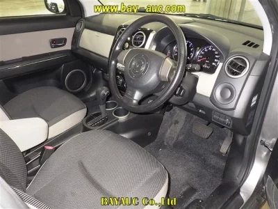 Mazda VERISA