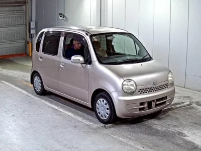 Daihatsu MOVE LATTE