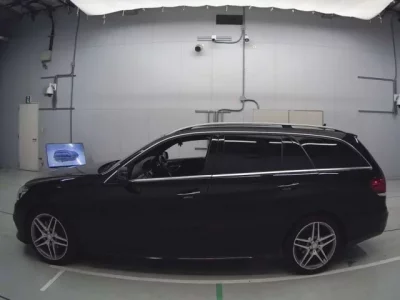 Mercedes-Benz E CLASS WAGON