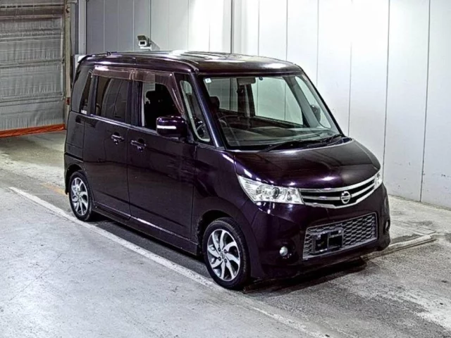 Nissan ROOX