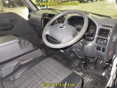 Mazda BONGO VAN