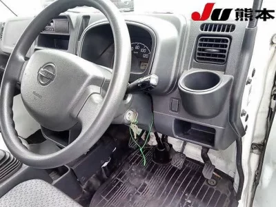 Nissan CLIPPER TRUCK