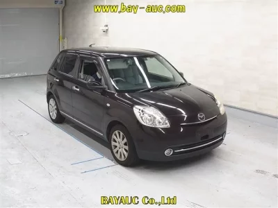 Mazda VERISA