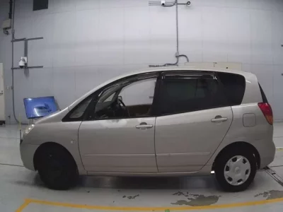 Toyota COROLLA SPACIO