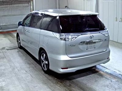 Toyota ESTIMA HYBRID
