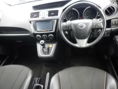 Nissan LAFESTA