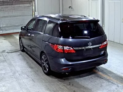 Nissan LAFESTA